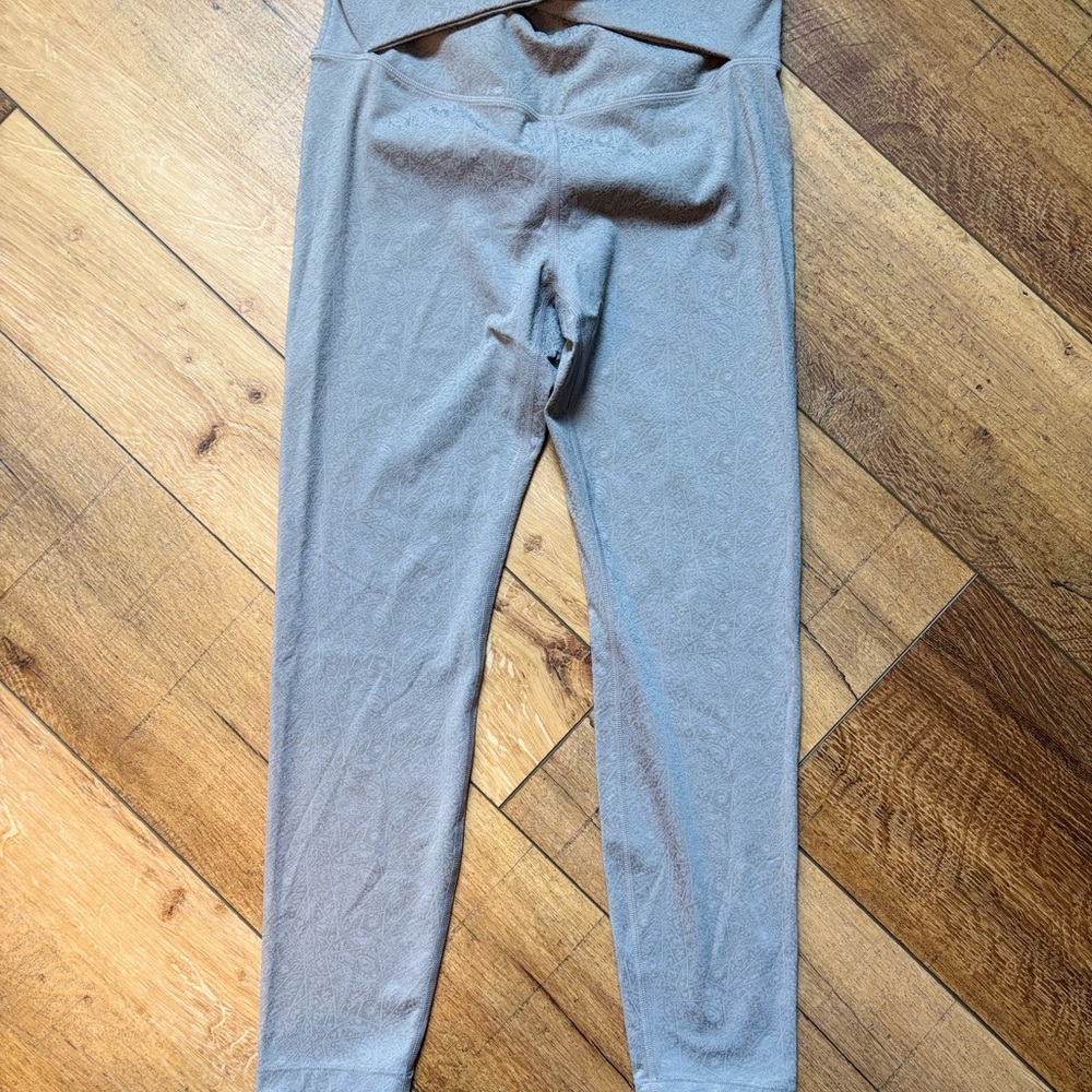 ZYIA Gray Leggings High-Rise Stretchy Fit
